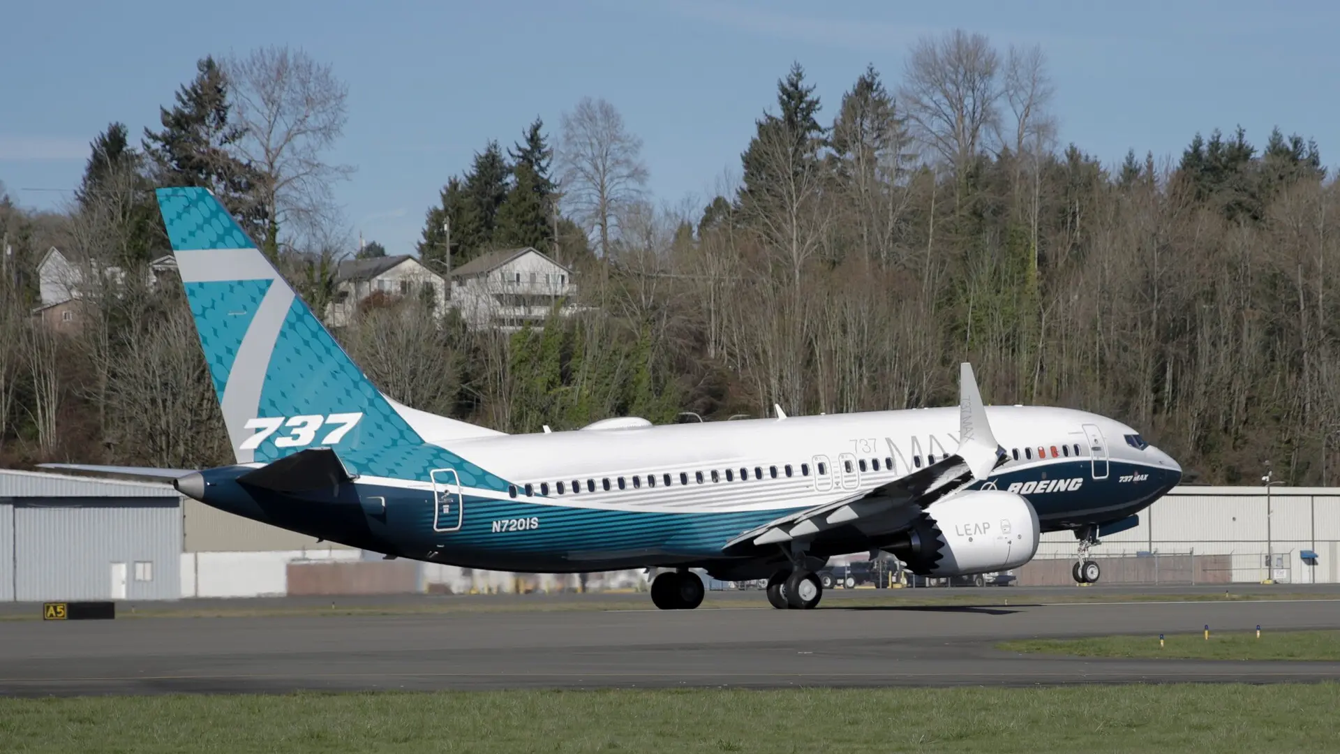 El regulador aéreo de EEUU certifica el Boeing 737 MAX 7 tras una década de retrasos