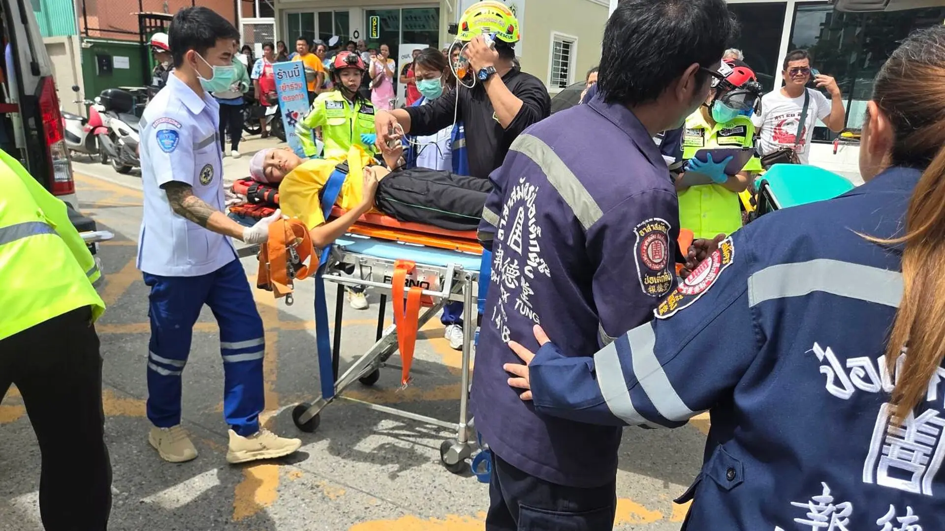 Al menos seis muertos y 15 heridos en un tiroteo dentro de un instituto de Tailandia