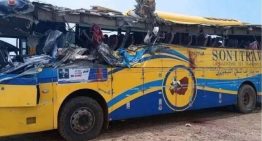 Choque mortal entre dos autobuses en Níger deja 21 muertos y decenas de heridos