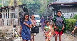 Autoridades de Indonesia piden evacuar zonas costeras de isla de Flores tras terremoto magnitud 7.7
