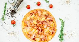 La pizza hawaiana no nació en Hawái: la inventó un griego en Canadá