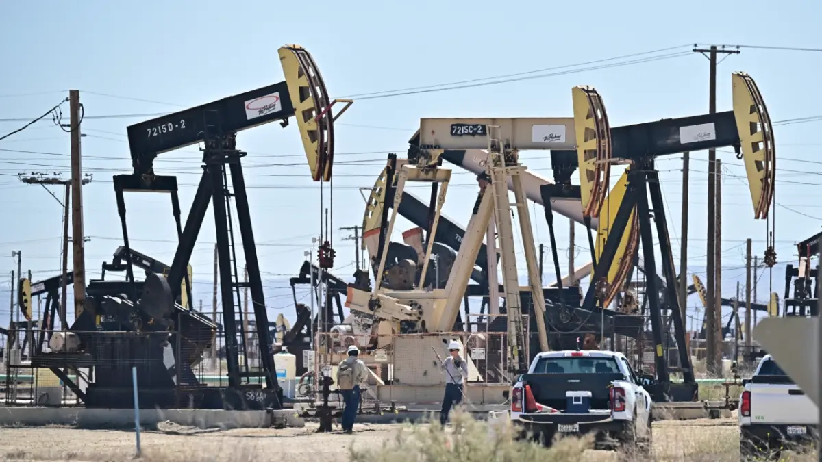 Petróleo sube 6% por amenazas de Trump a Irán