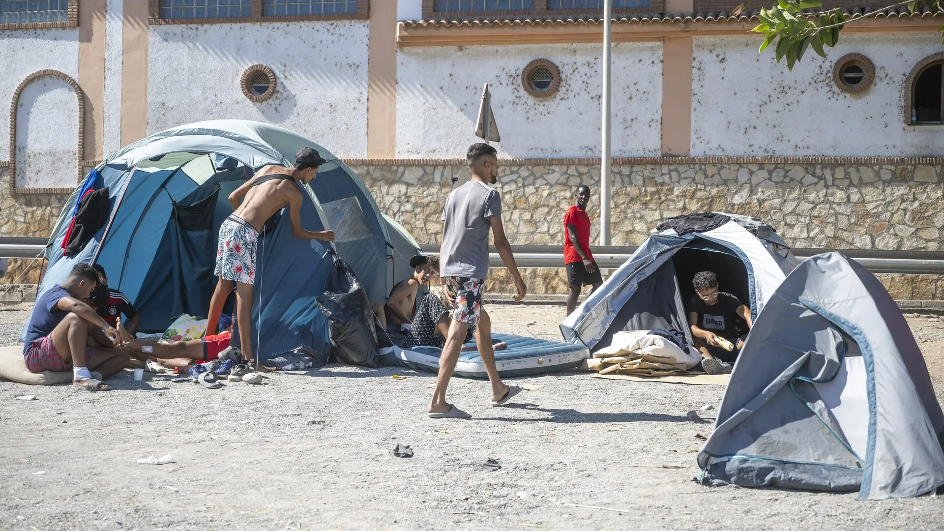 Polio, difteria-tétanos, varicela, triple vírica…: las enfermedades de las que se vacunará a los migrantes en Ceuta