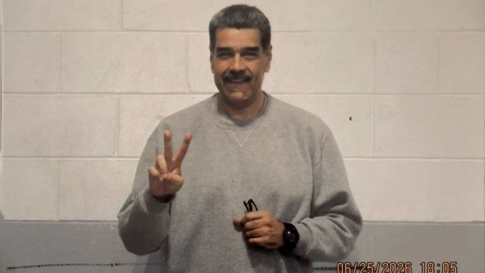 Maduro publica nuevas imágenes de su encierro en una cárcel de Estados Unidos