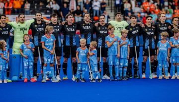 Los Leones vencieron a Inglaterra y quedaron a un paso de las semifinales del Mundial de hockey