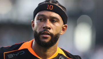 Los increíbles pedidos de Memphis Depay para renovar con Corinthians: 14 millones, palco VIP y el estadio para uso personal