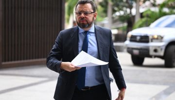 Jorge Rodríguez prometió sancionar Antonio Ecarri por evaluar una eventual dolarización