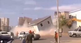 Impactante VIDEO muestra la negligencia chavista en la demolición de edificaciones en Playa Grande