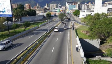 Cerrarán accesos de la autopista Francisco Fajardo en Caracas este domingo #23Ago