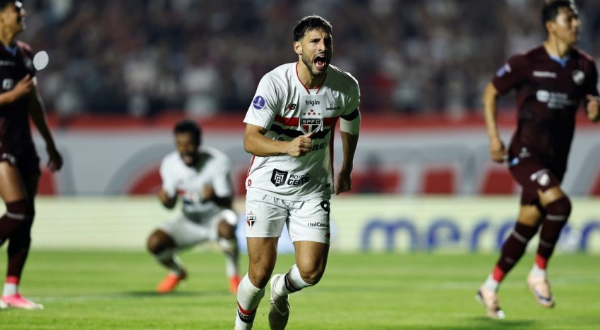 Boca ya conoce a su próximo rival: San Pablo avanzó con un gol de Jonathan Calleri
