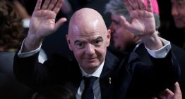 La FIFA y otra medida polémica: despiden a un alto directivo que había criticado el plan de privatización del Mundial de Infantino