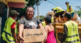 Cómo llega la ayuda humanitaria de EEUU a zonas devastadas por los terremotos en Venezuela