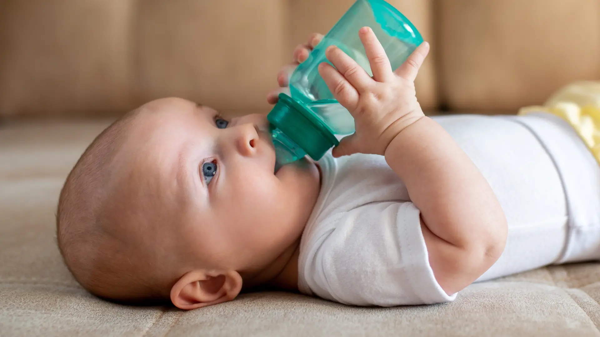 Los 12 alimentos que no deberían faltar nunca en la dieta de un niño