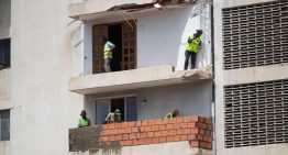 Autoridades chavistas pretenden que 114 familias damnificadas vuelvan a edificio en riesgo de colapsar