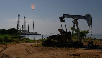 EEUU evalúa arrendamiento de 100 años sobre yacimientos petroleros venezolanos, según Bloomberg