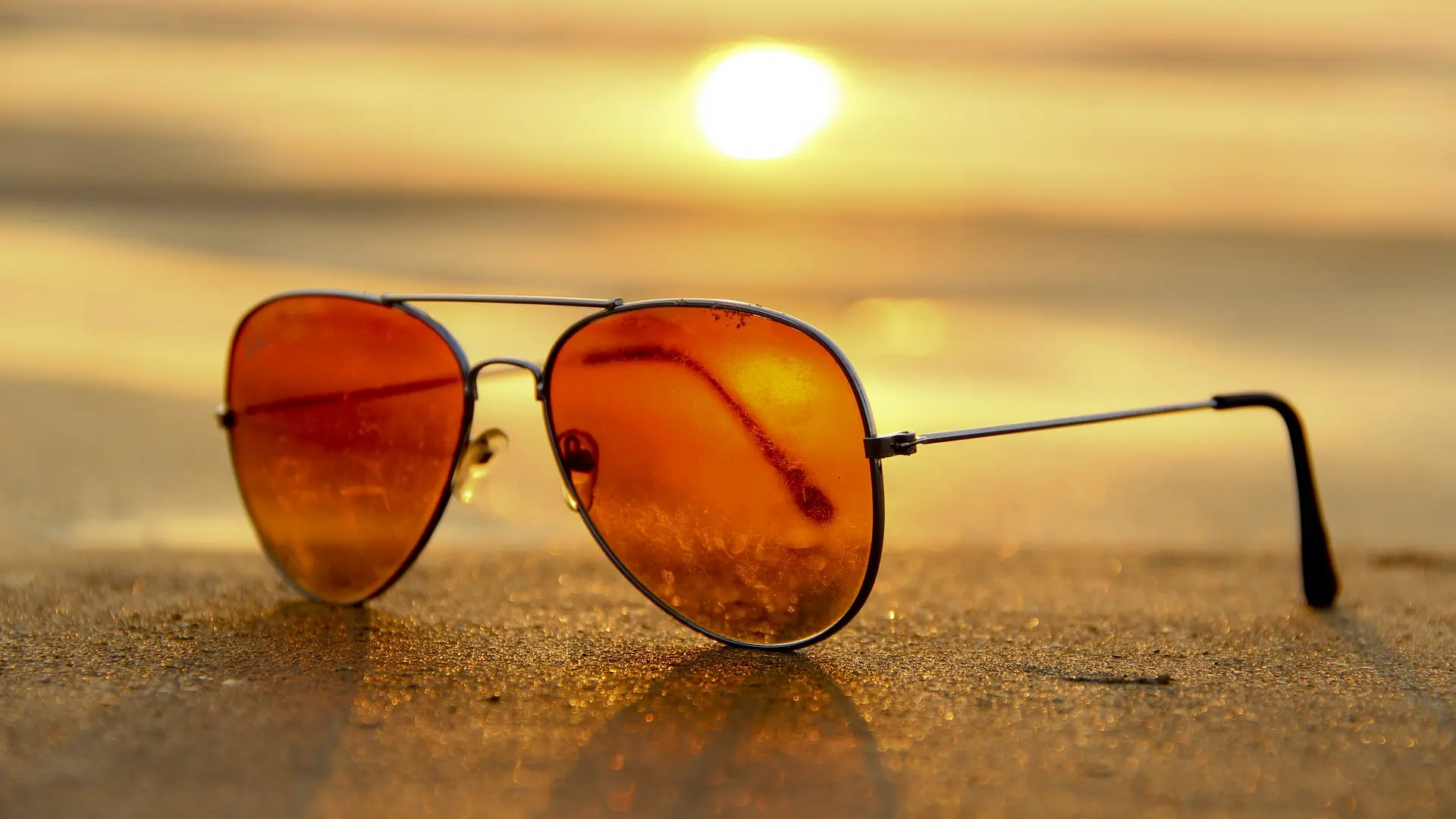 No solo la piel: el peligro del sol en verano que puede quemar la superficie de tus ojos