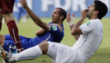 De Leandro Paredes a Luis Suárez y el codazo de Mauro Tassotti: las sanciones más duras en la historia de los Mundiales
