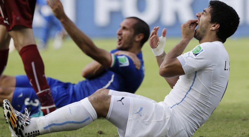 De Leandro Paredes a Luis Suárez y el codazo de Mauro Tassotti: las sanciones más duras en la historia de los Mundiales