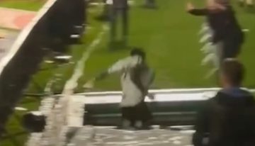 Quién es Jacy Maranhão, el futbolista brasileño que se cayó al foso del vestuario al festejar un gol anulado