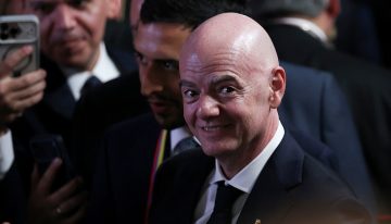 La FIFA salió a blindar a Infantino en medio de la crisis y advirtió que no tolerará maniobras para desplazarlo