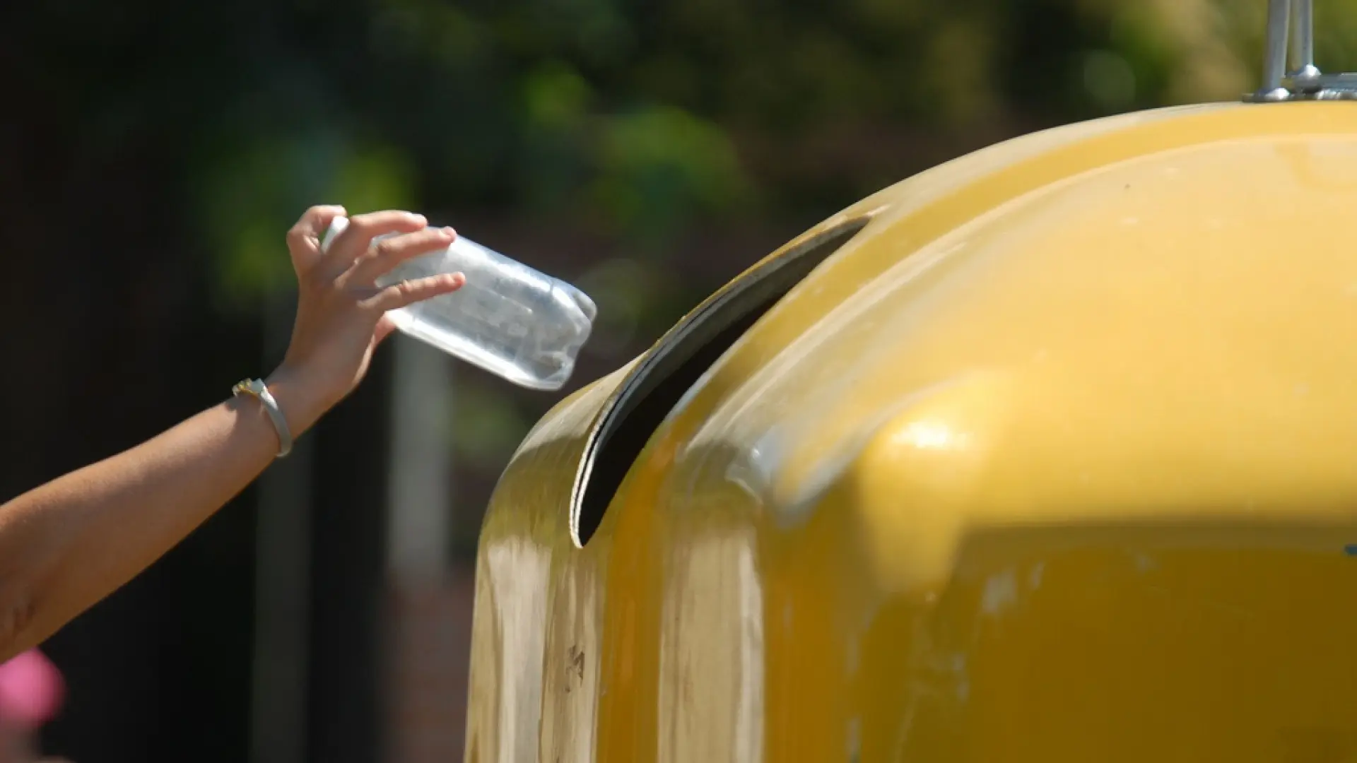 El nuevo reglamento para envases y residuos de embalajes, un paso de la Unión Europea hacia una economía circular