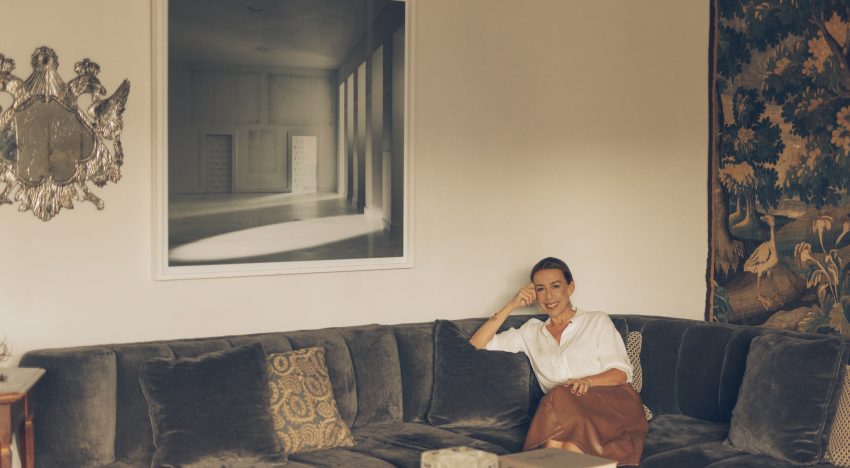 Luisa Olazábal, interiorista: «Este otoño se llevan los terracotas, ocres, marrones chocolate, verdes oliva y azules, pero es el rojo el color que tiene la capacidad para cambiarlo todo»