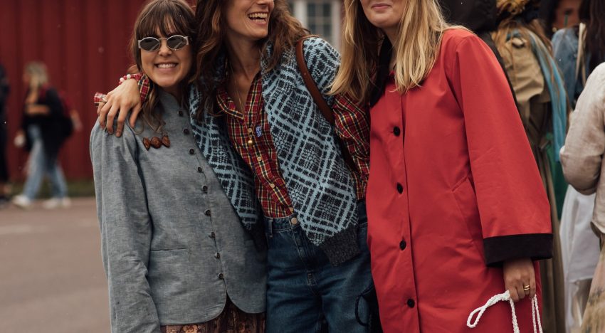 Siete chaquetas de entretiempo de Zara y Mango que serán más tendencia que la cazadora vaquera en septiembre y octubre