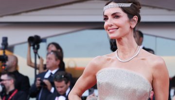 Eugenia Silva tiene 5 trucos de estilo para ser la invitada más elegante siempre (y en Venecia lo ha vuelto a demostrar)
