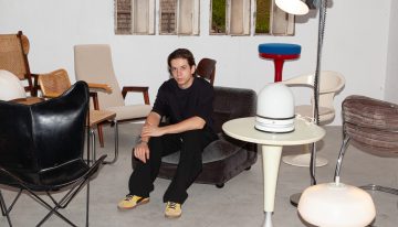 Pep Barnils, anticuario: «Una sola pieza vintage puede cambiar completamente un espacio. No hace falta llenar la casa de muebles antiguos si no te representan»