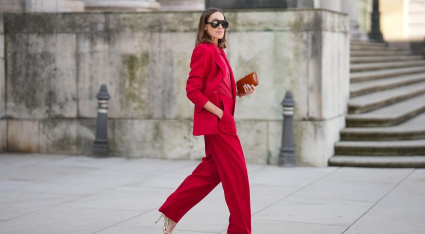 Muy favorecedor y del color tendencia, este es el pantalón que las estilistas se están comprando para otoño