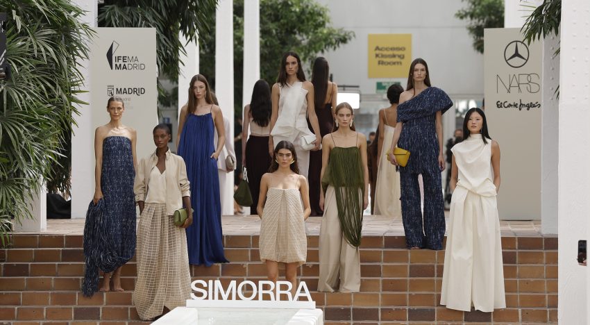 Simorra desvela la magia y belleza escondida en cada doblez con su desfile en Mercedes-Benz Fashion Week Madrid