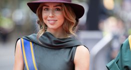 Alexia de Holanda se salta el protocolo en la apertura del Parlamento en la Haya: «El sombrero que ha elegido es demasiado informal para un acto tan solemne»