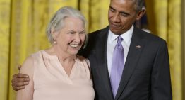Razones para amar a Annie Dillard, premio Pulitzer con 28 años, una autora que vertebró su obra en torno  a la fe y el misterio