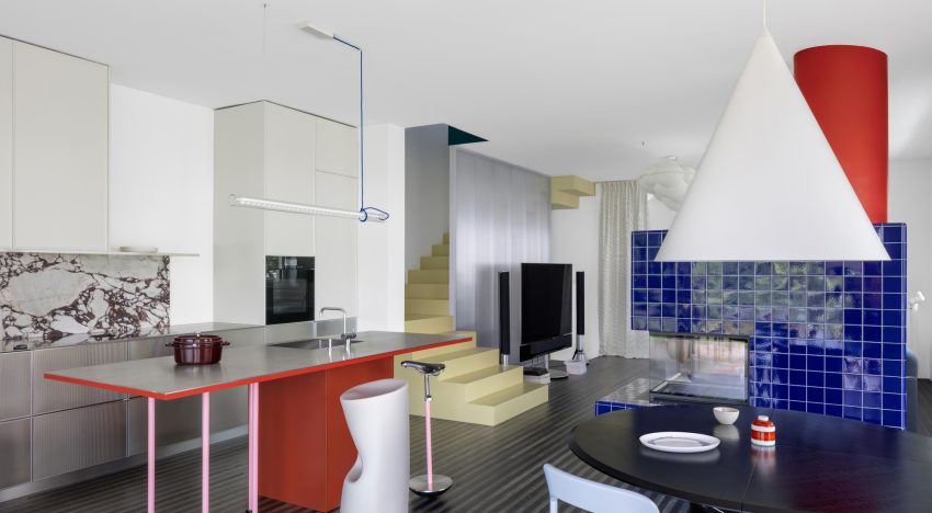La cautela dejó paso a suelos en damero, explosiones de color y piezas de interiorismo impresas en 3D, acabaron llamándola La Casa de la Diversión
