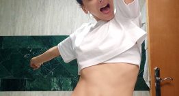 Chenoa (51 años): «No voy al gimnasio. Hago ejercicio en casa retirando la mesa del salón con una colchoneta, pesas y rutinas de YouTube»