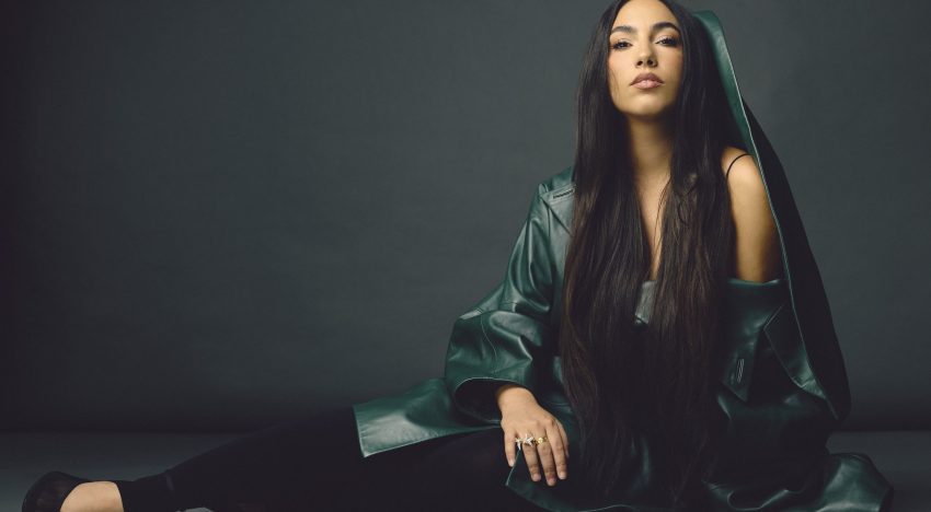 María José Llergo (32 años), artista: «Imagina que sólo quieres jugar, pero para eso tienes que reunirte con señores que, aunque nunca han hecho una canción, aseguran que tu partitura está mal»