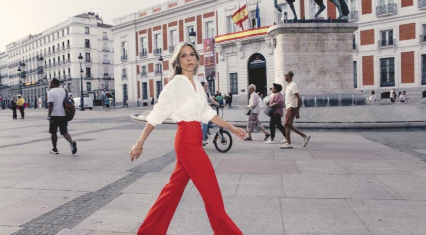 Karina Sainz Borgo, periodista y escritora: «Desde el principio de la intervención estadounidense sospeché que hubo una conspiración del régimen chavista contra Maduro»