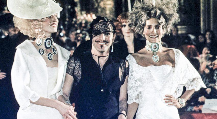 Galliano para principiantes: ¿que por qué está colección es lo más emocionante que ha pasado en Zara en años?