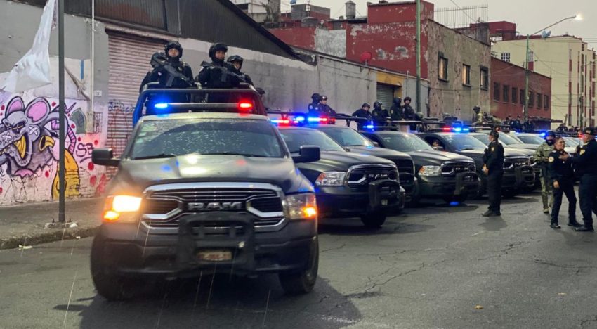 Del policía héroe al corrupto: ¿cómo el cine y las series cambian nuestra percepción de la autoridad?