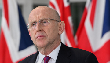 Ministro de Hacienda de UK se compromete a aplicar una estricta disciplina fiscal