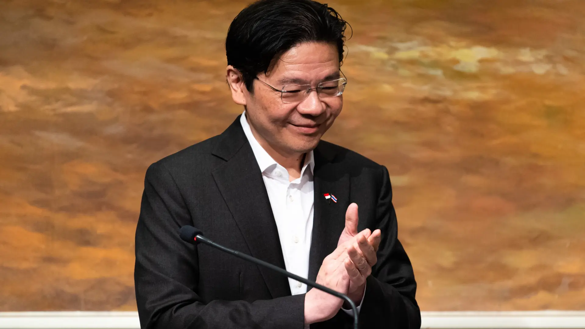 El primer ministro de Singapur se sube el sueldo y cobrará 2,8 millones de dólares al año: «Entiendo que el aumento es impopular»