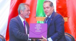 Van por reducción del déficit sin sacrificar recursos a programas