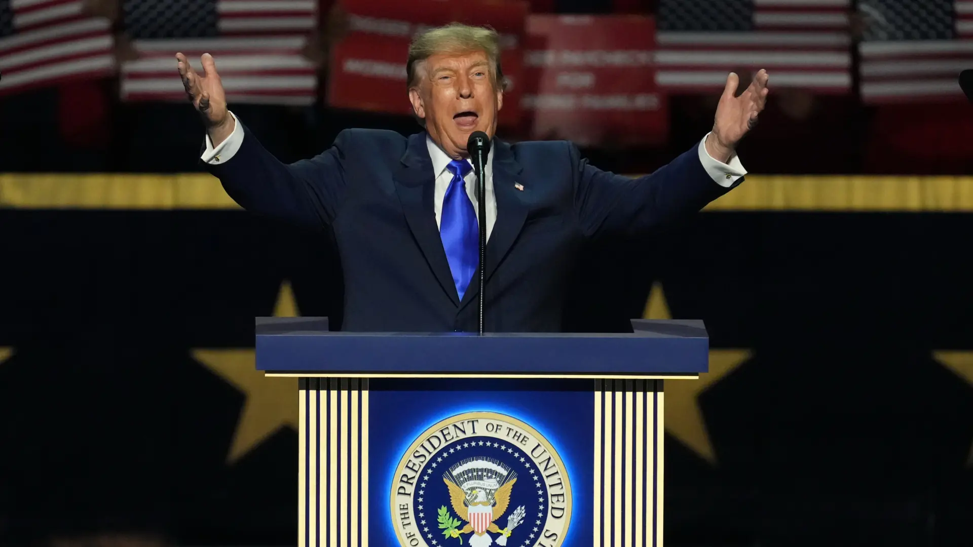 Con oraciones y elogios a Trump, los republicanos abren en Texas una convención clave antes de las elecciones de medio mandato