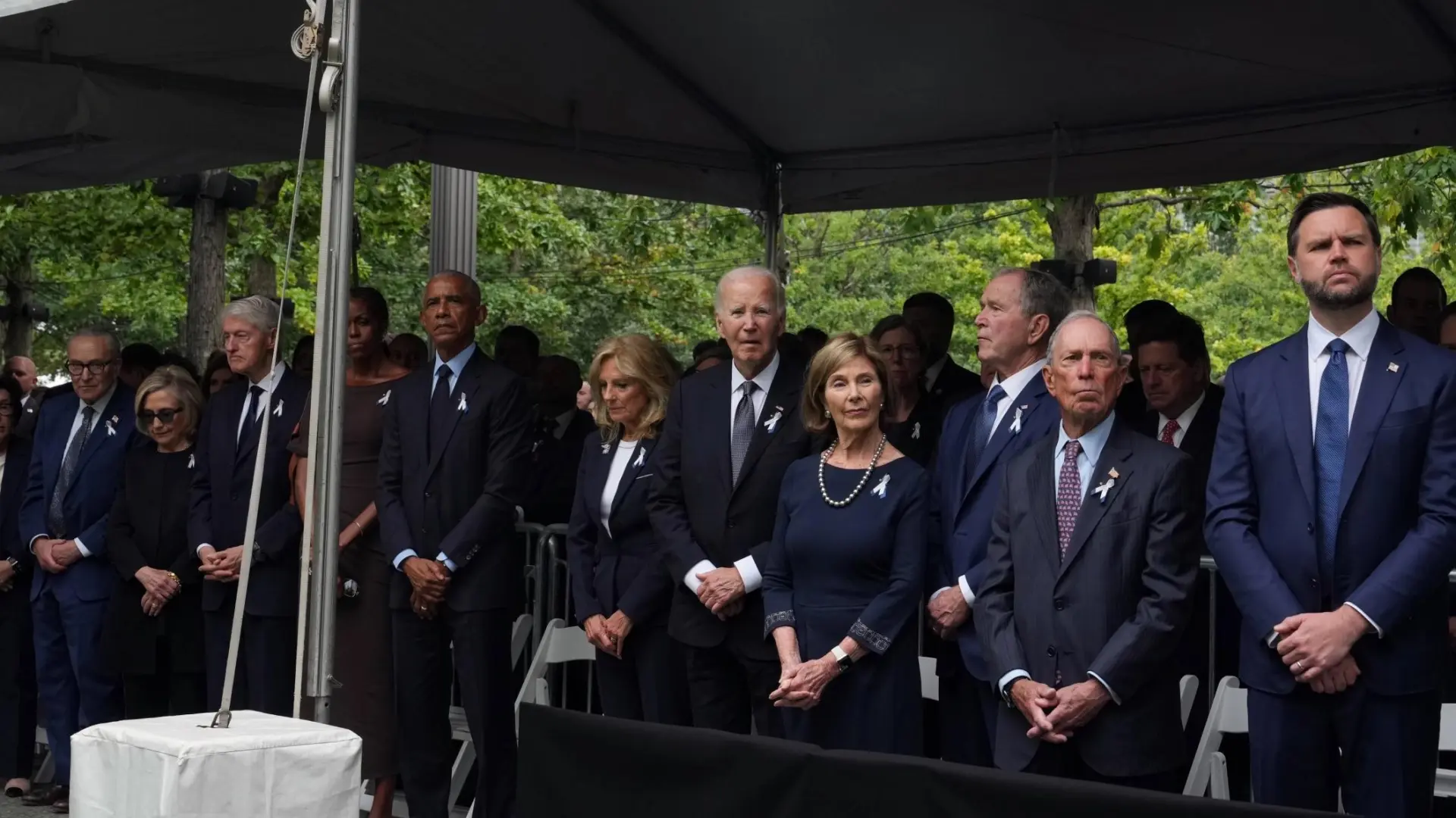 Los expresidentes Biden, Obama, Bush y Clinton se reúnen para recordar a las víctimas del 11-S desde Nueva York