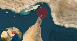 Un proyectil de origen desconocido impacta contra un buque en el estrecho de Ormuz