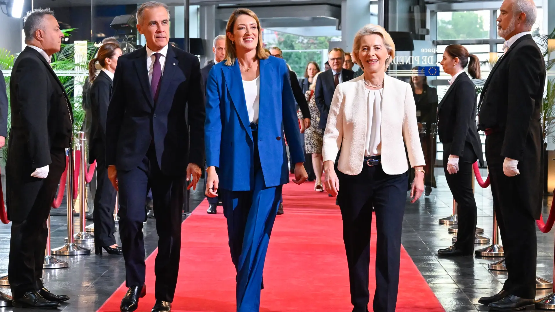 El difícil acople de Canadá a la UE: el estatus de miembro asociado tiene «difícil encaje» y exigiría una reforma de los Tratados