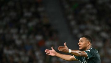 Mbappé asegura tener «toda la solidaridad con Ceuta», pero no quiere «poner prioridad en el sufrimiento»