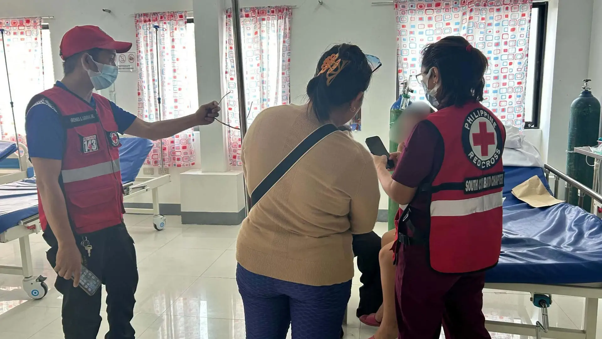 Tres estudiantes muertos y seis heridos graves en un tiroteo en un instituto al sur de Filipinas