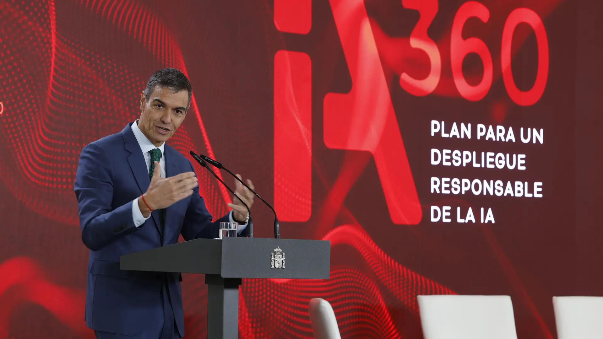 España y otros 21 países e instituciones reclaman una IA bajo control humano y normas comunes