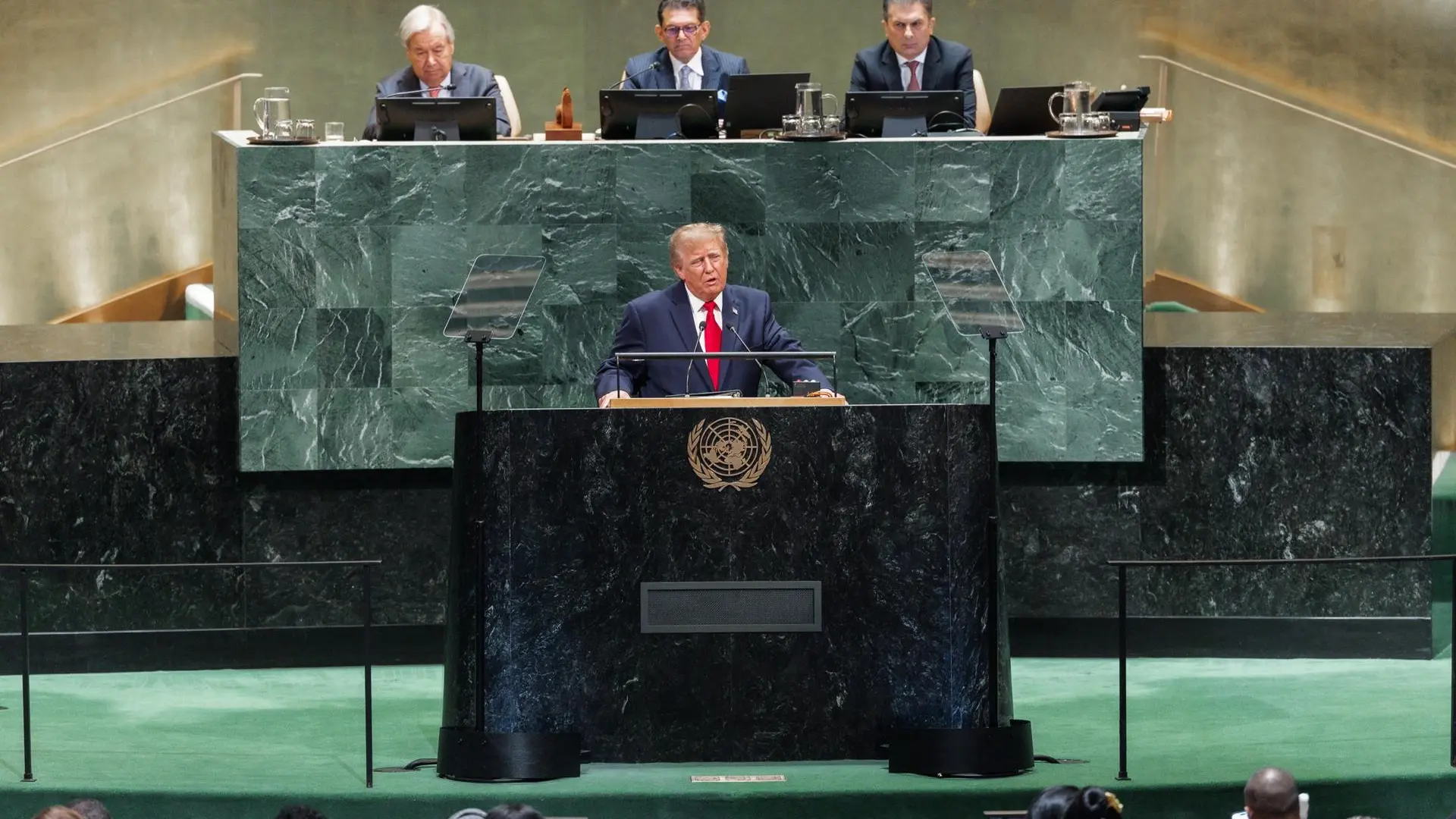 Trump convierte la ONU en un 'campo de batalla' mientras Guterres pide abandonar la fuerza
